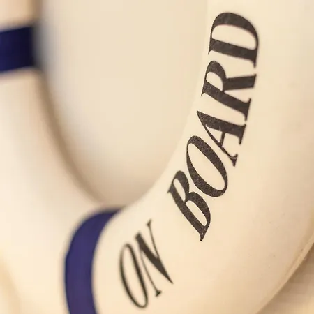 Отель Friese-up Annersiet-