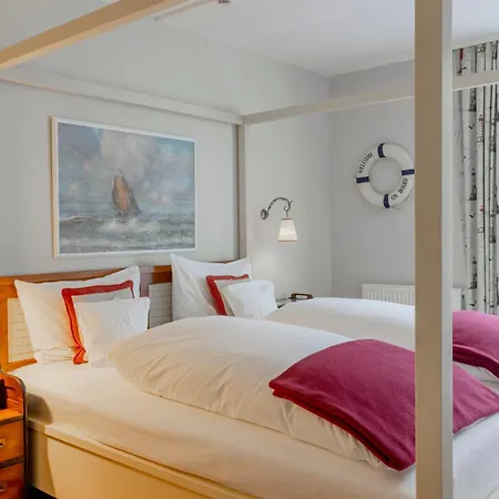 Friese-up Annersiet- 4*