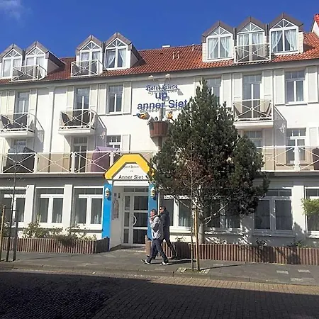 Friese-up Annersiet-