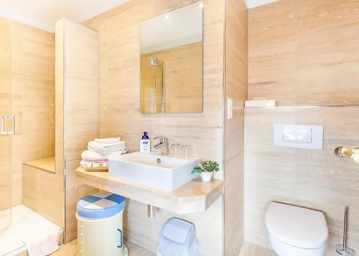 Friese-up Annersiet- 4*